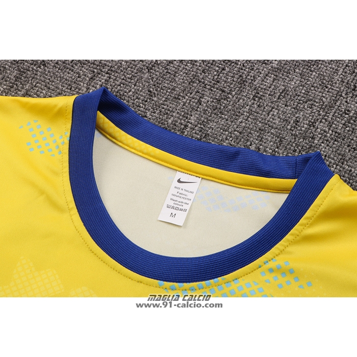 Tuta da Track
 Chelsea Manica Corta
 2022-2023 Giallo
 - Pantaloncini
